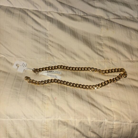 A New Day Gold Chunky Gold Tone Metal Chain Link Belt Size Small and Size Medium - Picture 1 of 5